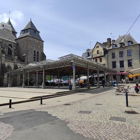 Aux Trois Palmiers Panzió Saint-Brieuc Kültér fotó